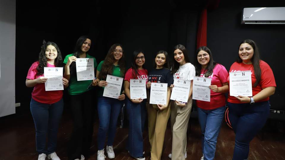 Egresadas de Bycenes motivan a alumnado de nuevo ingreso a participar en movilidad académica